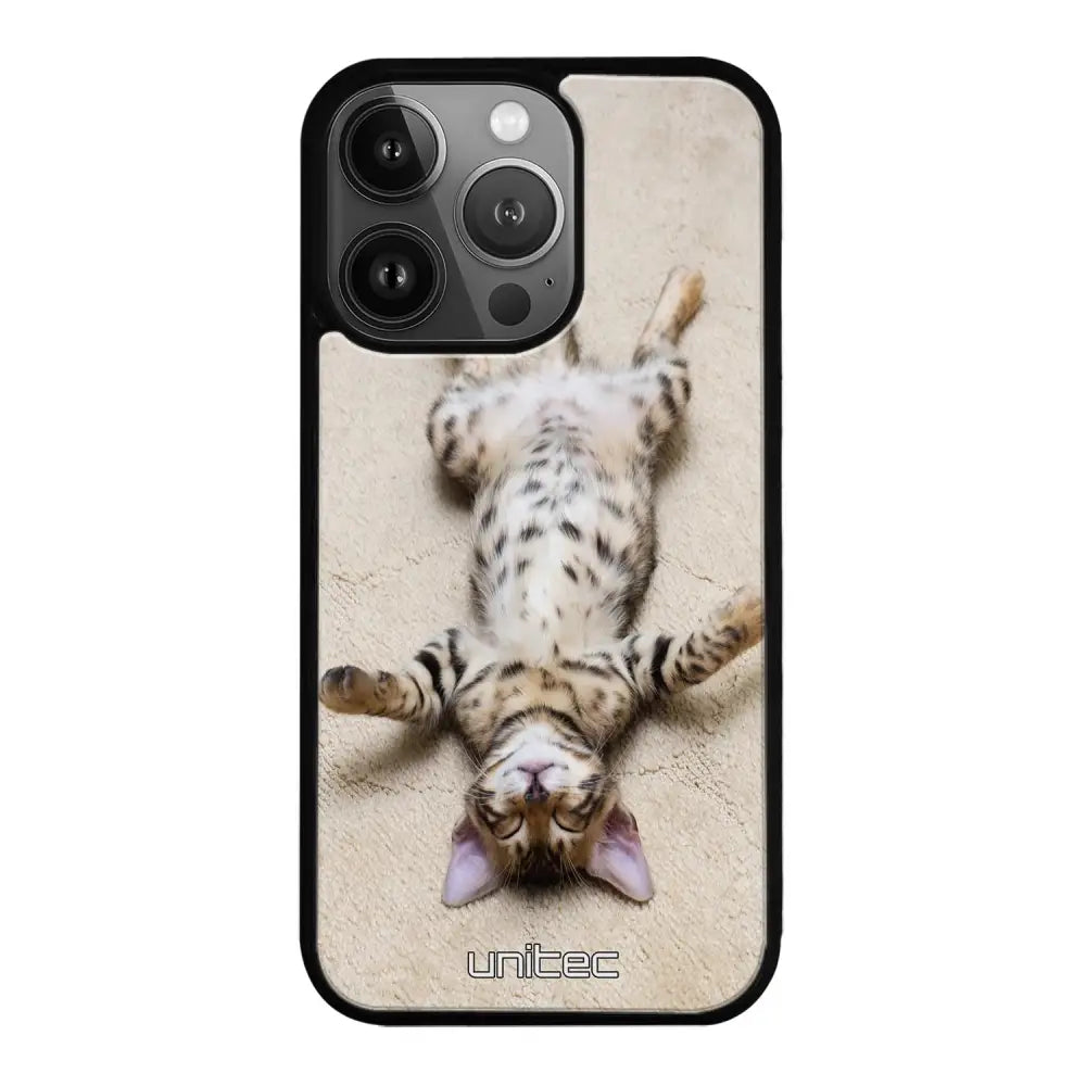 iPhone 16 Pro Max kissa suojakuoret - Relaxing Cat - Ei