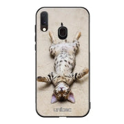 Samsung Galaxy A20e kissa suojakuoret - Relaxing Cat - Ei