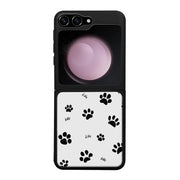 Samsung Galaxy Z Flip 5 kissa suojakuoret - Cat Paws - Ei
